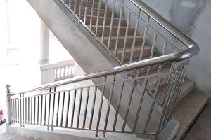 Cầu thang sắt: Xu hướng mới của thế kỷ 21